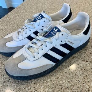 Adidas Samba women’s shoe
